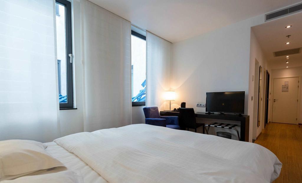 Hotel Aqua By Happyculture Saint-Gilles Kültér fotó