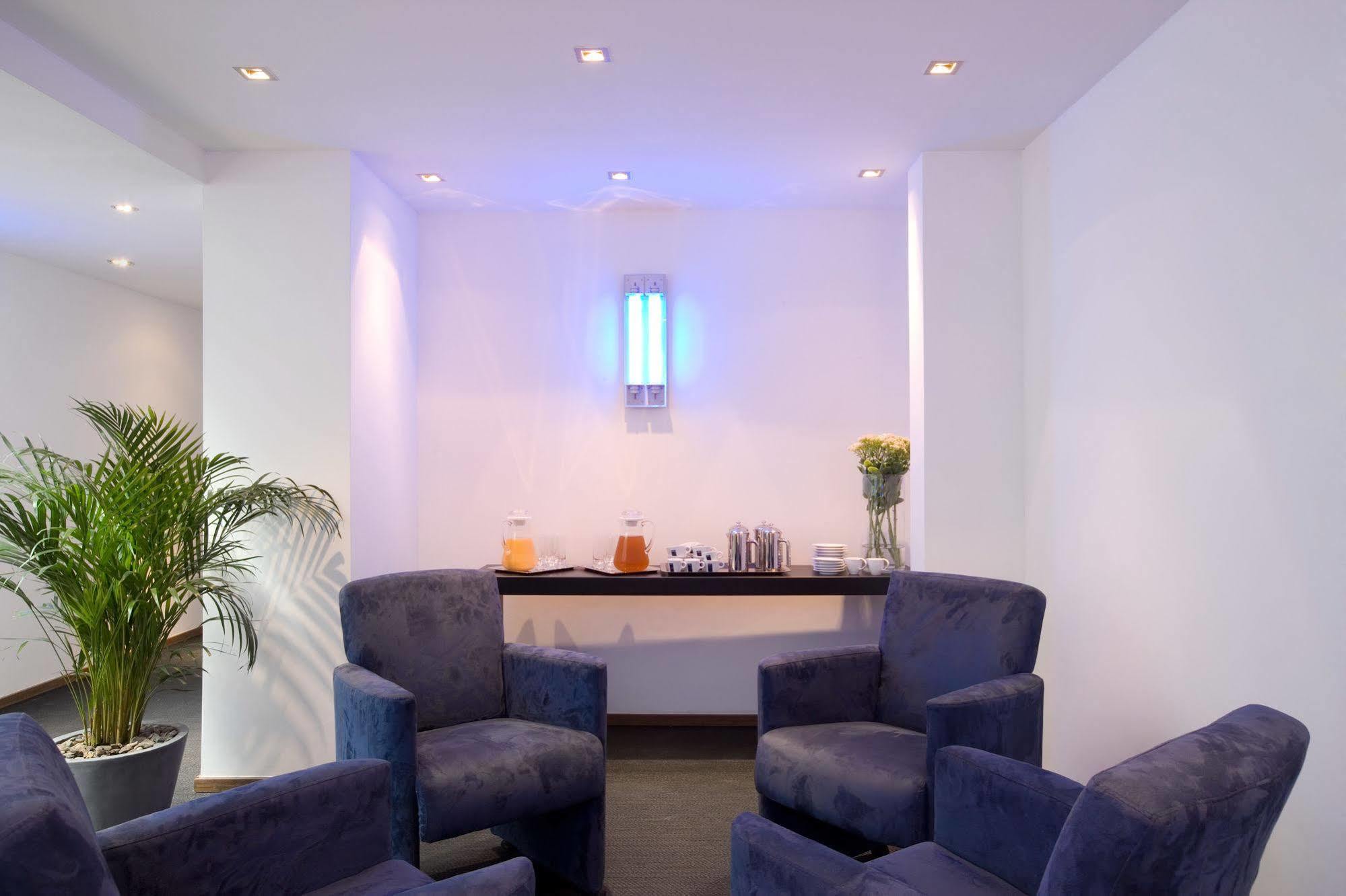 Hotel Aqua By Happyculture Saint-Gilles Kültér fotó